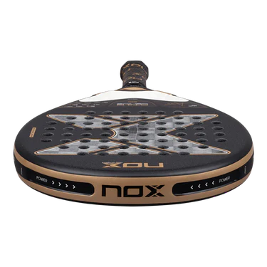 Pala NOX AT10 Genius 18K by Agustin Tapia 2026