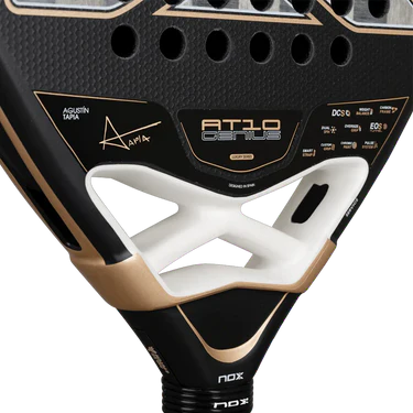 Pala NOX AT10 Genius 18K by Agustin Tapia 2026