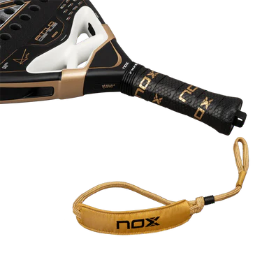 Pala NOX AT10 Genius 18K by Agustin Tapia 2026